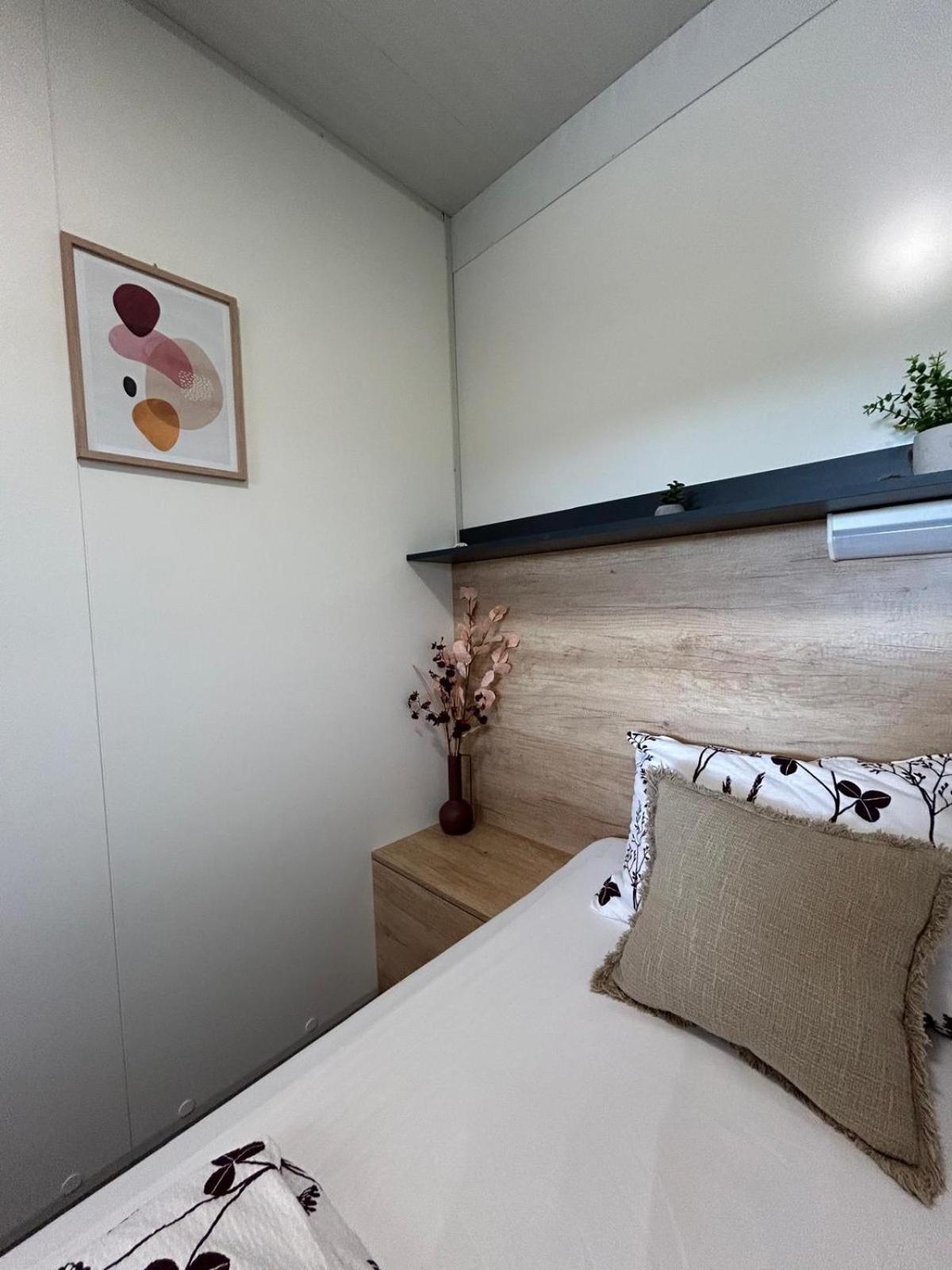 Mobile Home Vilmaris Pakoštane Esterno foto