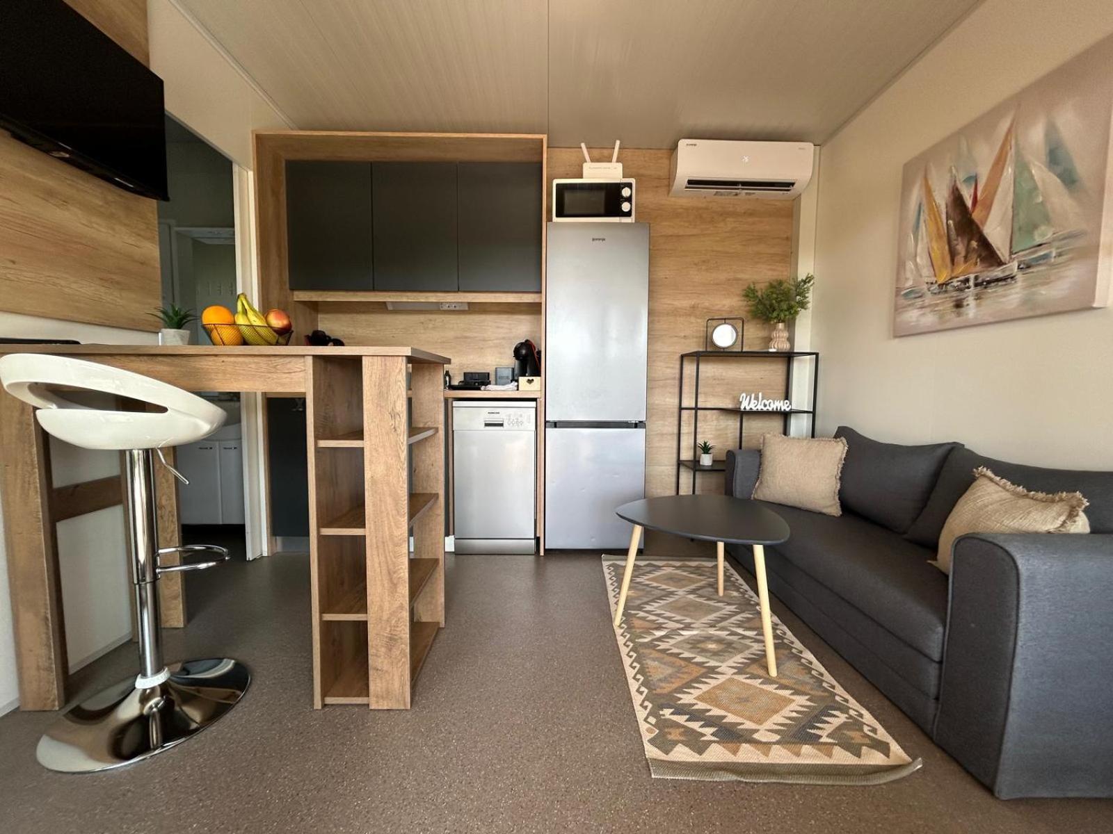 Mobile Home Vilmaris Pakoštane Esterno foto